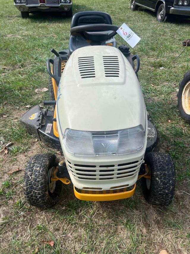 Image of Cub Cadet 1525 equipment image 1