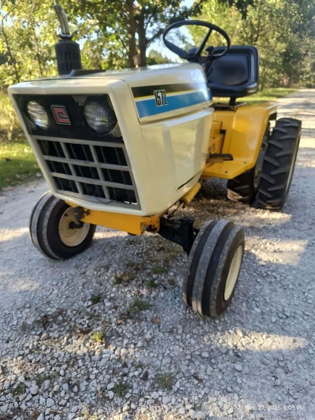 Image of Cub Cadet 1572 equipment image 1