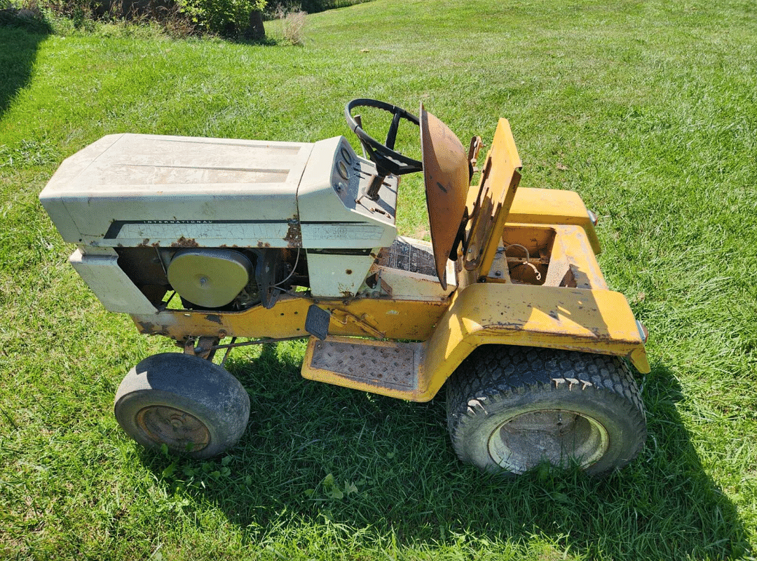 Image of Cub Cadet 1650 Image 1