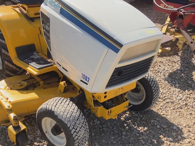 Image of Cub Cadet 1862 equipment image 2