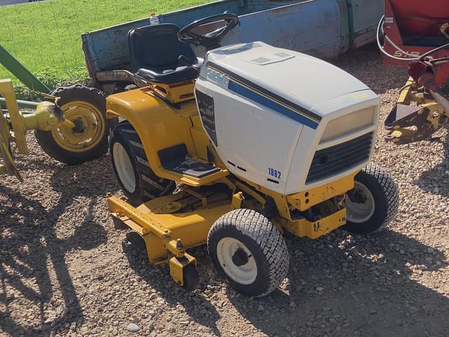 Image of Cub Cadet 1862 equipment image 1