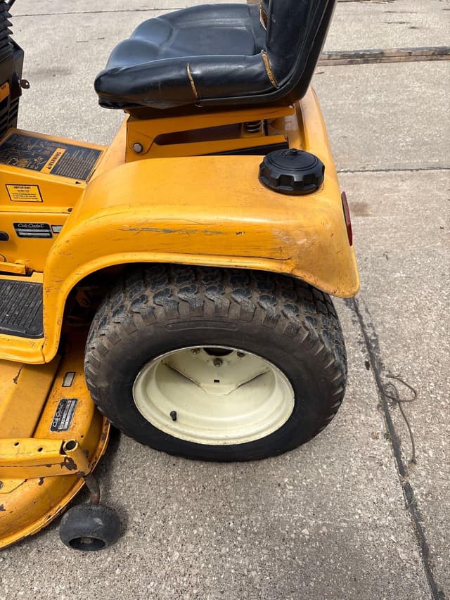 Image of Cub Cadet 1864 equipment image 4