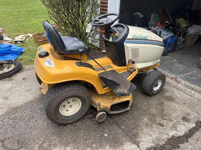 Image of Cub Cadet 2140 equipment image 1
