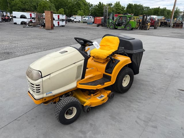 Image of Cub Cadet 2146 equipment image 1