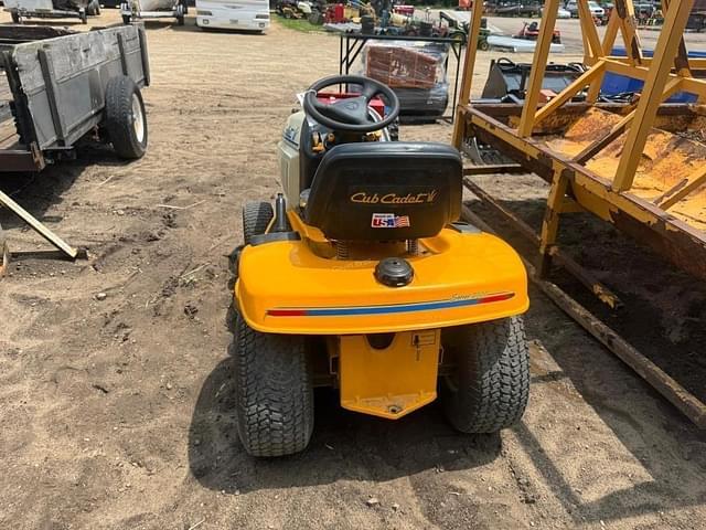 Image of Cub Cadet 2146 equipment image 4