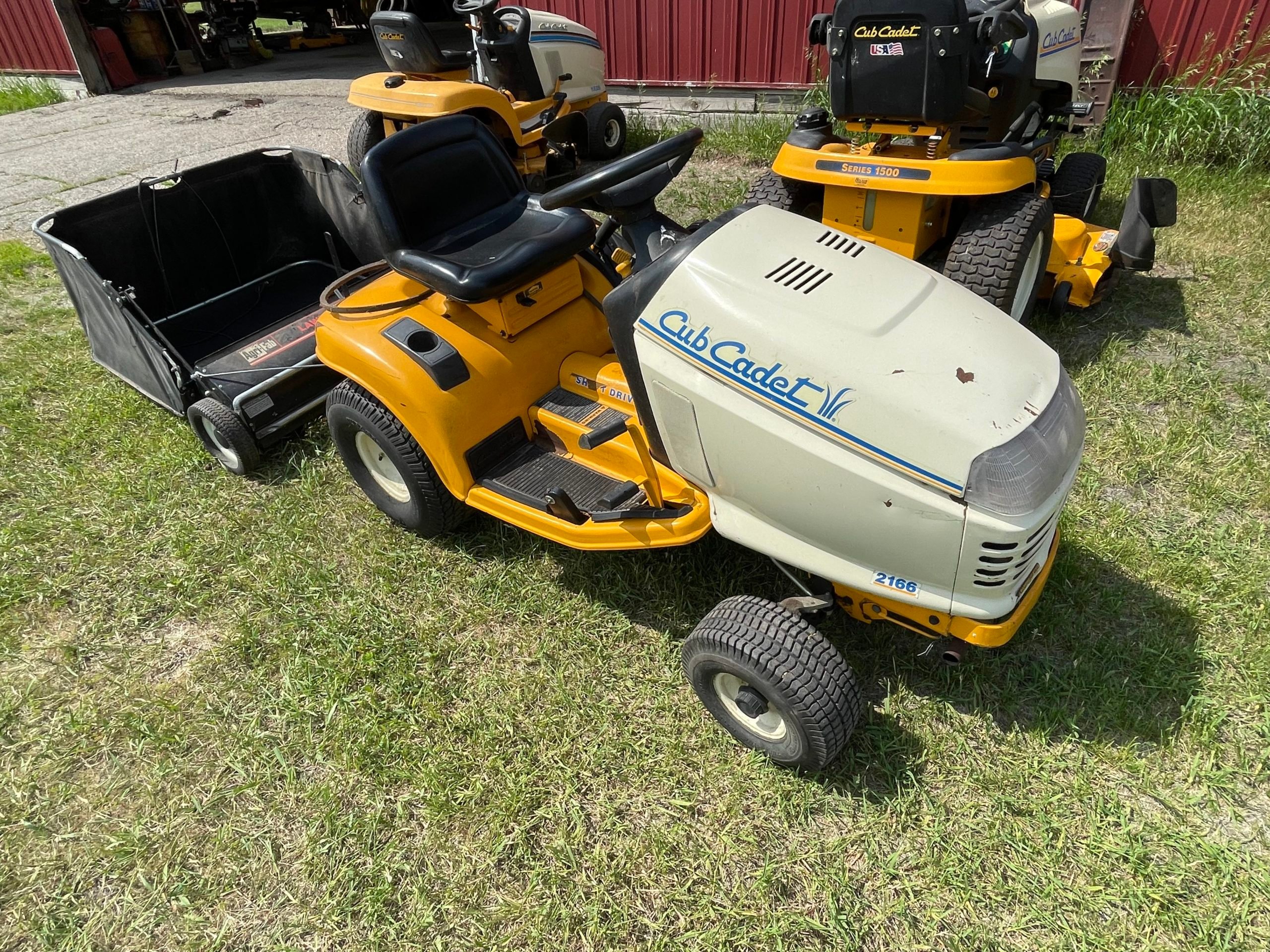 Main image Cub Cadet 2166