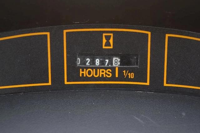 Image of Cub Cadet 2166 equipment image 4