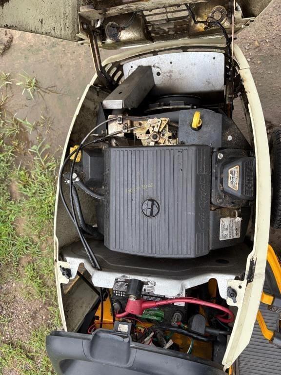 Image of Cub Cadet 2186 equipment image 3