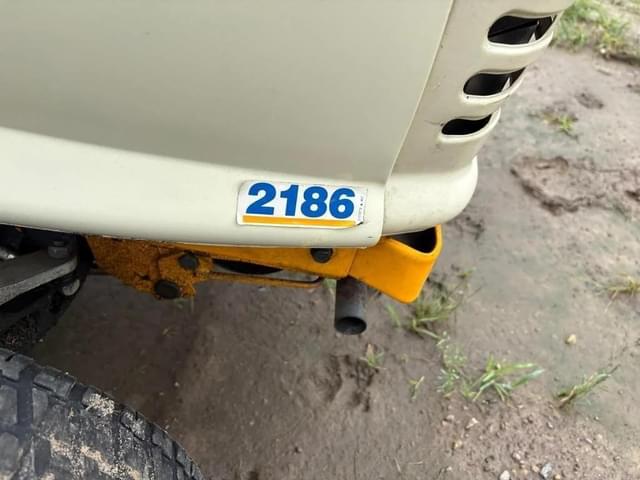 Image of Cub Cadet 2186 equipment image 4