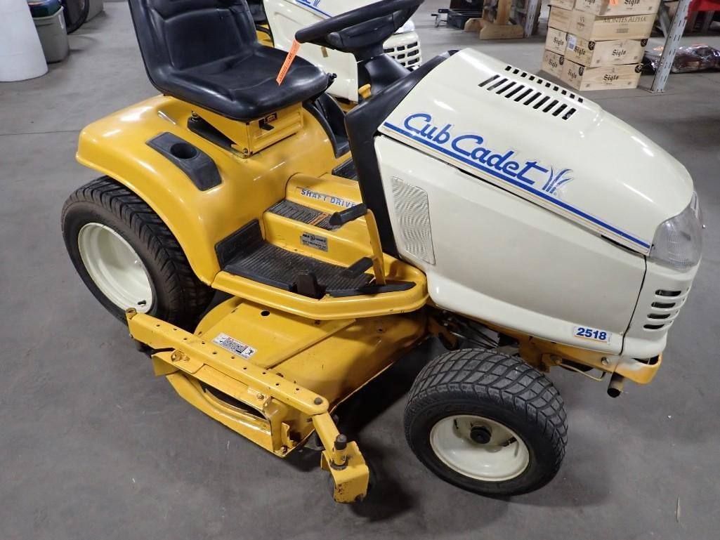 Main image Cub Cadet 2518