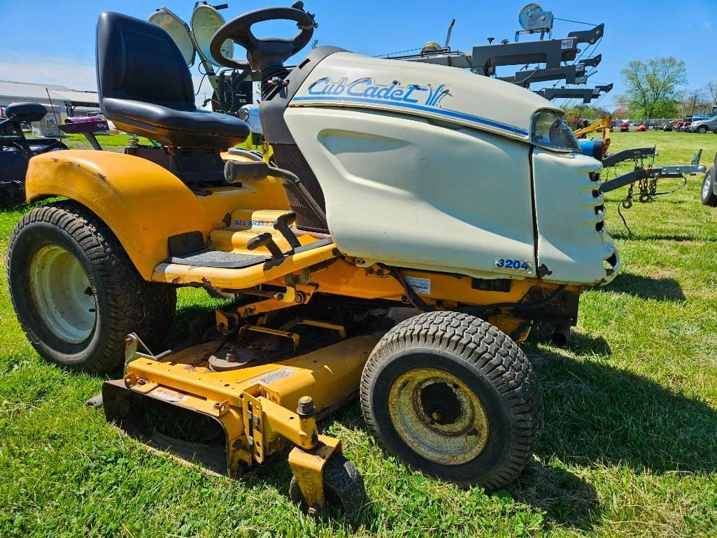 Main image Cub Cadet 3204