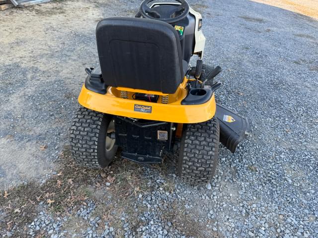 Image of Cub Cadet LTX1042 equipment image 4