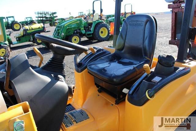 Image of Cub Cadet 6284 equipment image 4