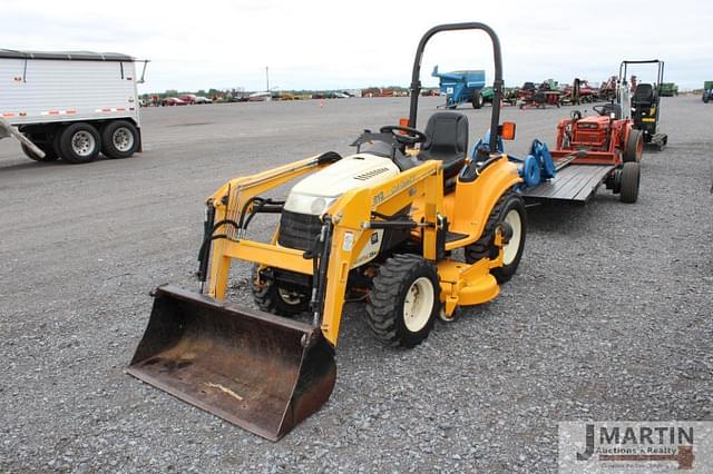 Image of Cub Cadet 6284 equipment image 1