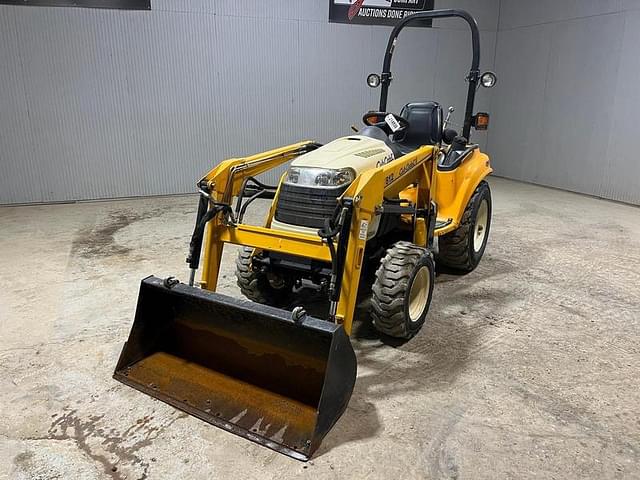 Image of Cub Cadet 6284 equipment image 1