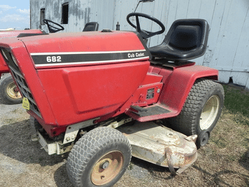 Main image Cub Cadet 682