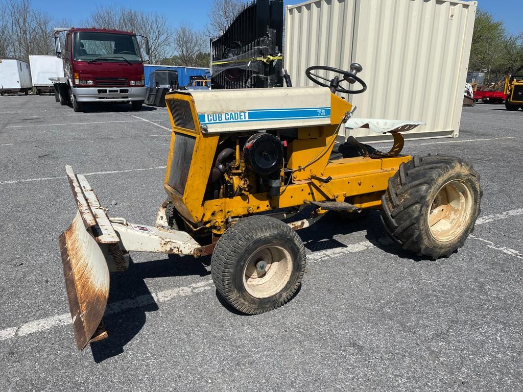 Main image Cub Cadet 72