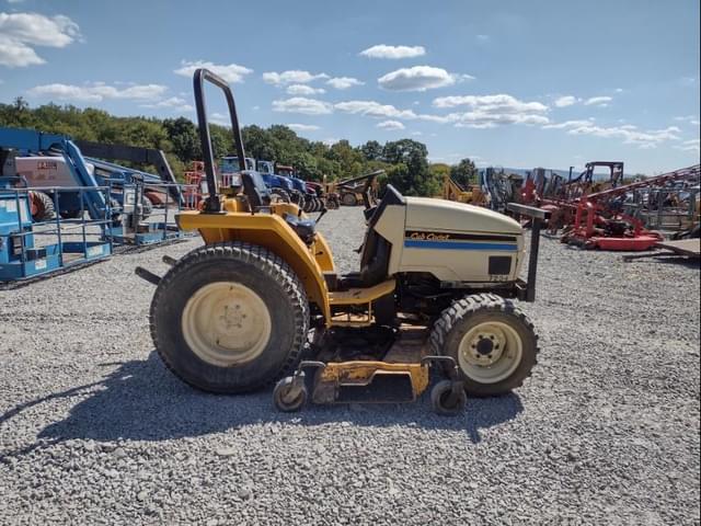 Image of Cub Cadet 7234 equipment image 2