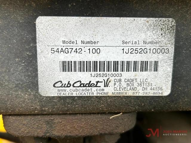 Image of Cub Cadet 7252 equipment image 2