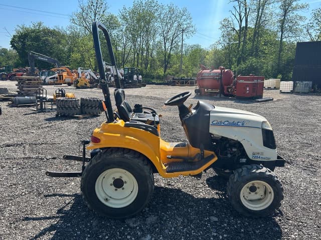 Image of Cub Cadet 7254 equipment image 4