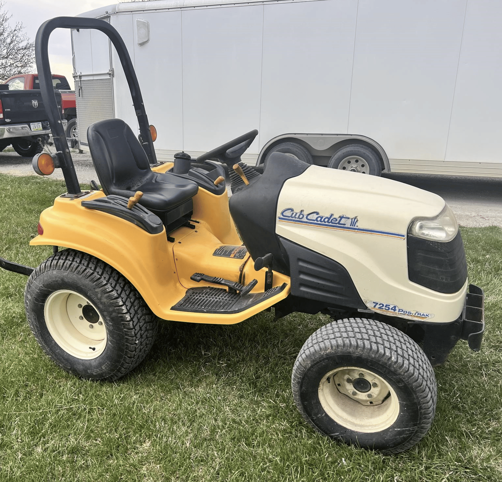 Main image Cub Cadet 7254