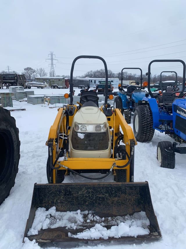 Image of Cub Cadet 7264 equipment image 3
