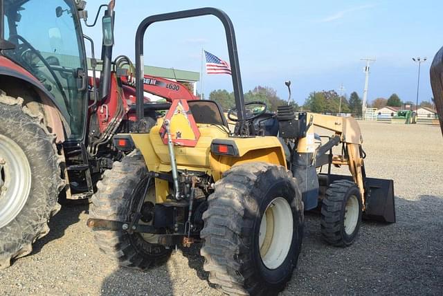 Image of Cub Cadet 7305 equipment image 2