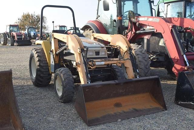 Image of Cub Cadet 7305 equipment image 3