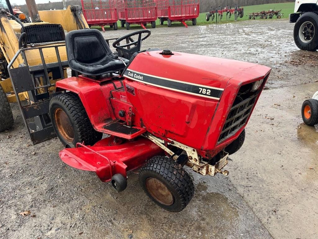 Main image Cub Cadet 782