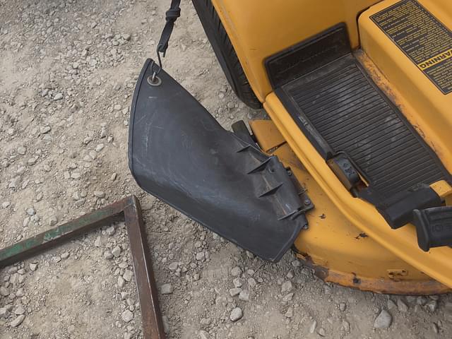 Image of Cub Cadet AGS2130 equipment image 2