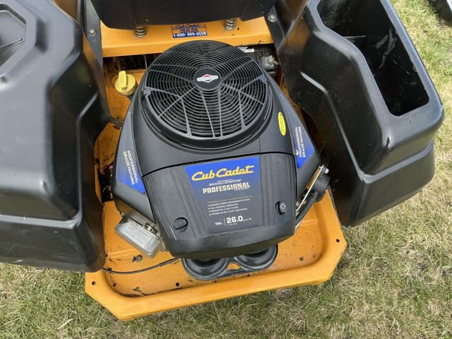 Image of Cub Cadet RZT equipment image 4