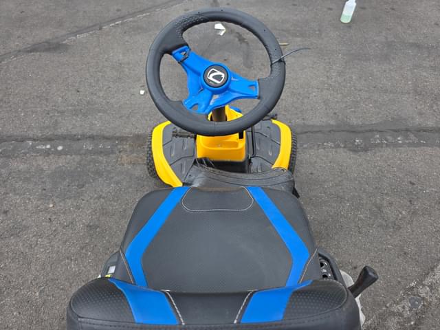 Image of Cub Cadet CC30E equipment image 4
