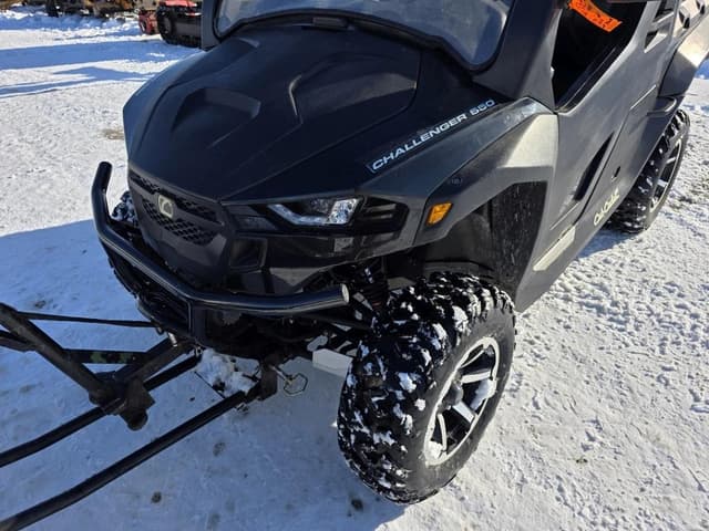 Image of Cub Cadet Challenger 550 equipment image 1