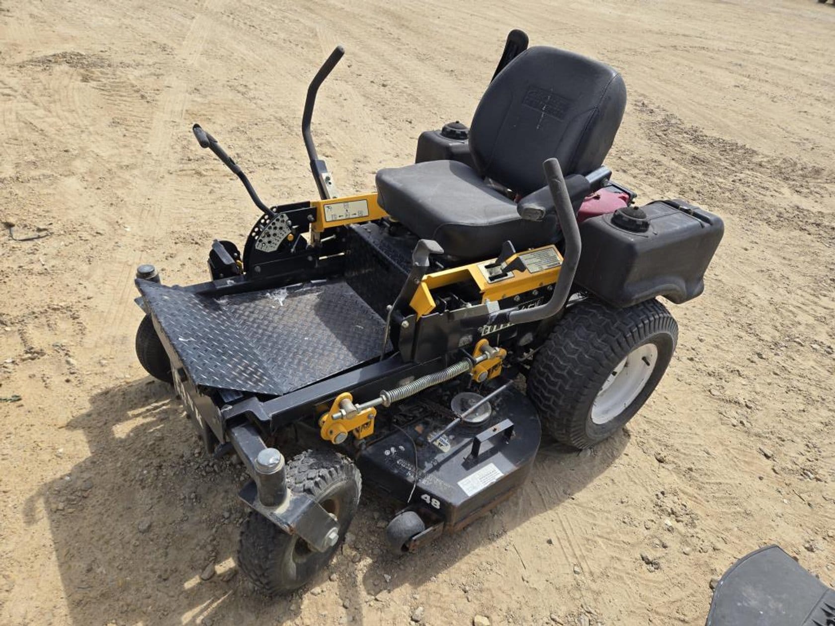 Cub Cadet Commercial Equipment Image0