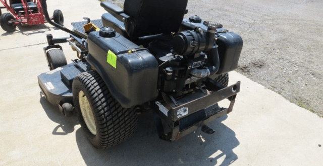 Image of Cub Cadet Commercial equipment image 1