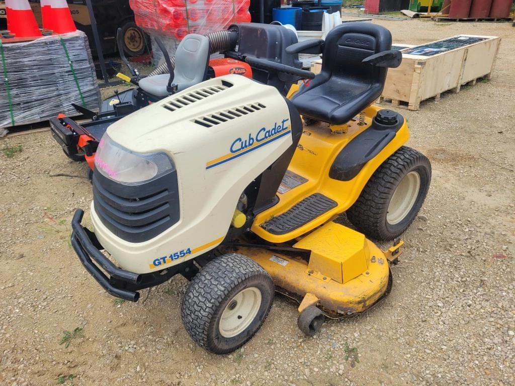 Image of Cub Cadet GT1554 Primary image