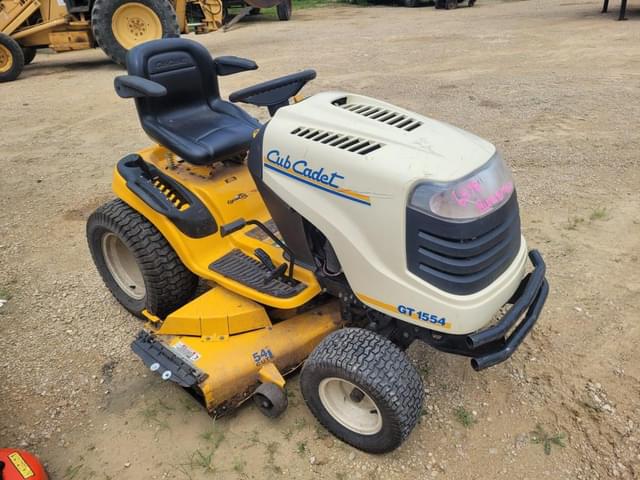 Image of Cub Cadet GT1554 equipment image 2