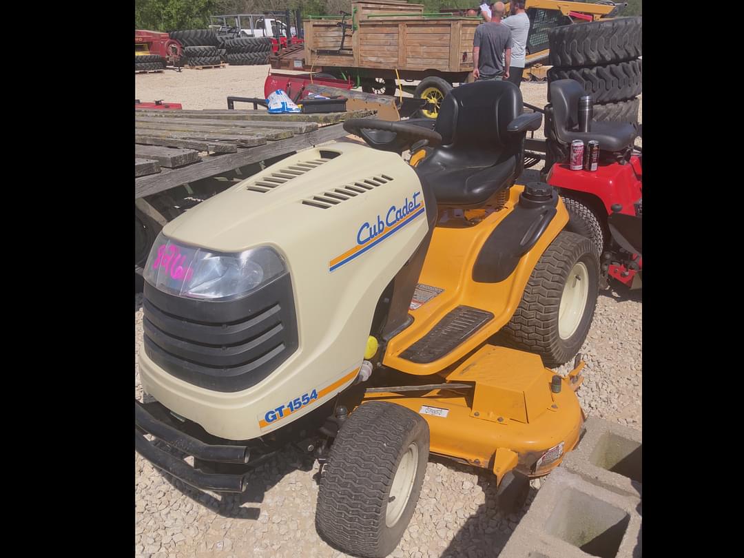 Image of Cub Cadet GT1554 Image 0