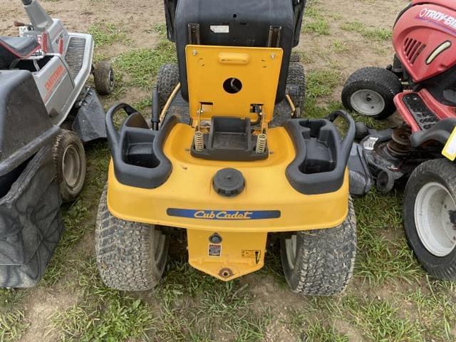Image of Cub Cadet GT2544 equipment image 3