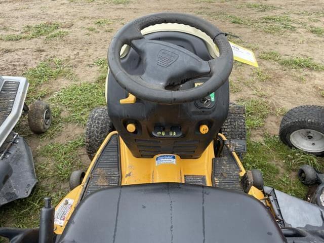 Image of Cub Cadet GT2544 equipment image 4
