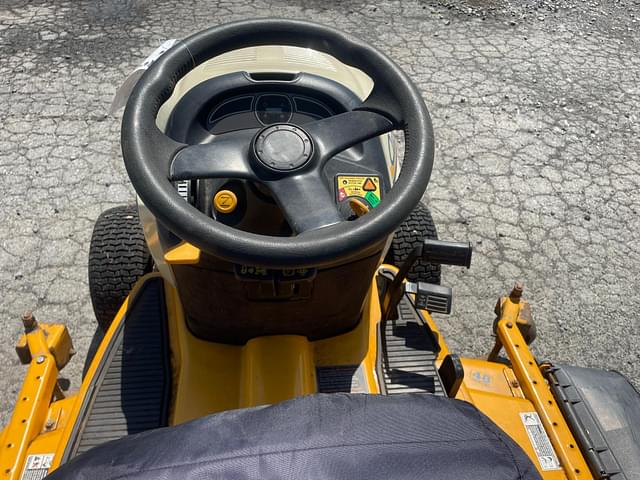 Image of Cub Cadet GT2550 equipment image 3
