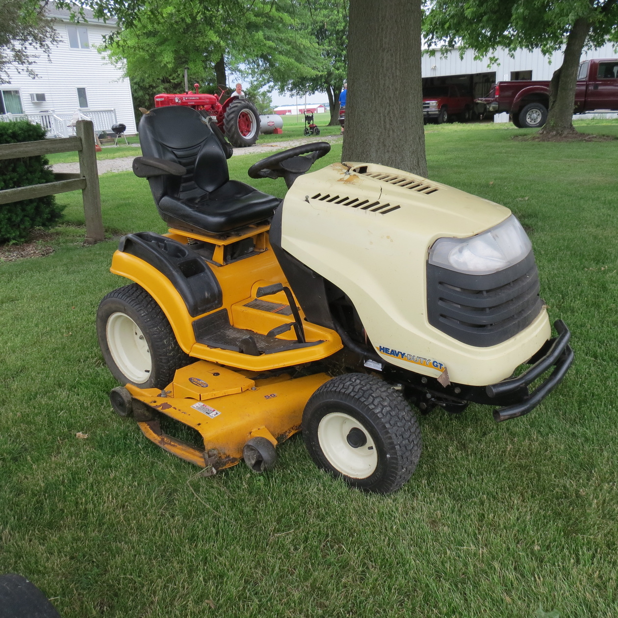 Main image Cub Cadet GT2550