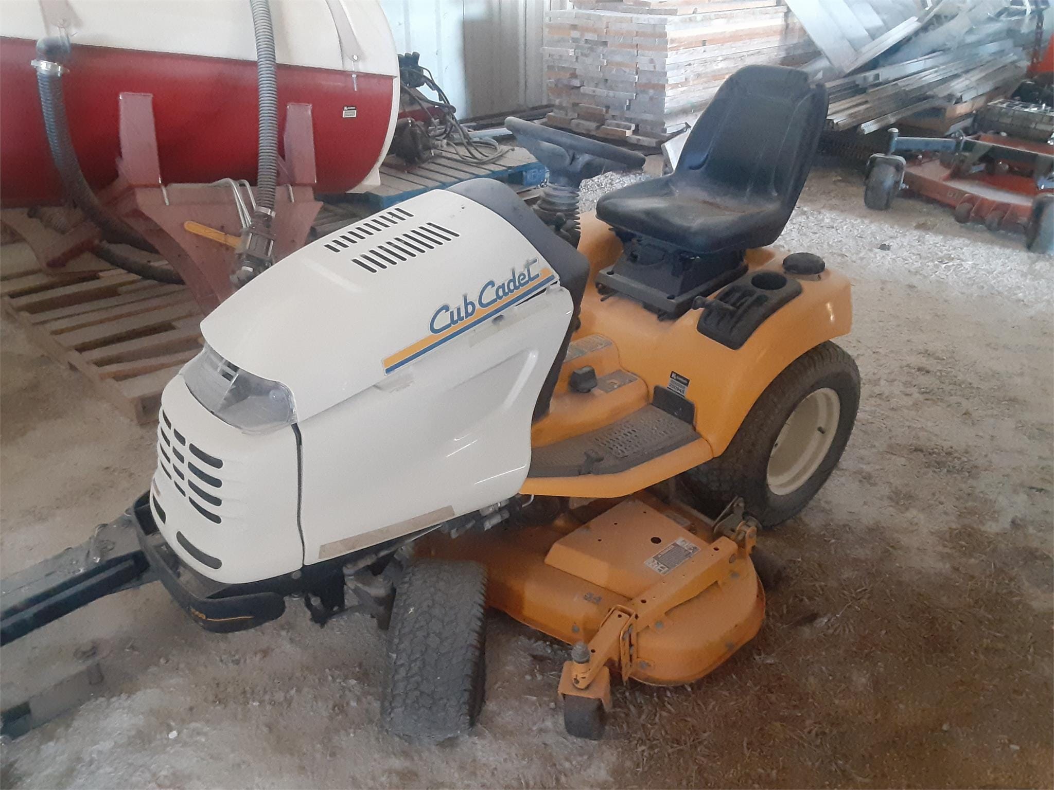 Main image Cub Cadet GT3200