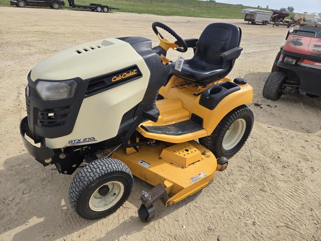 Image of Cub Cadet GTX 2100 Primary image