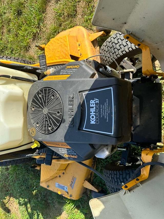 Image of Cub Cadet LGTX1054 equipment image 4