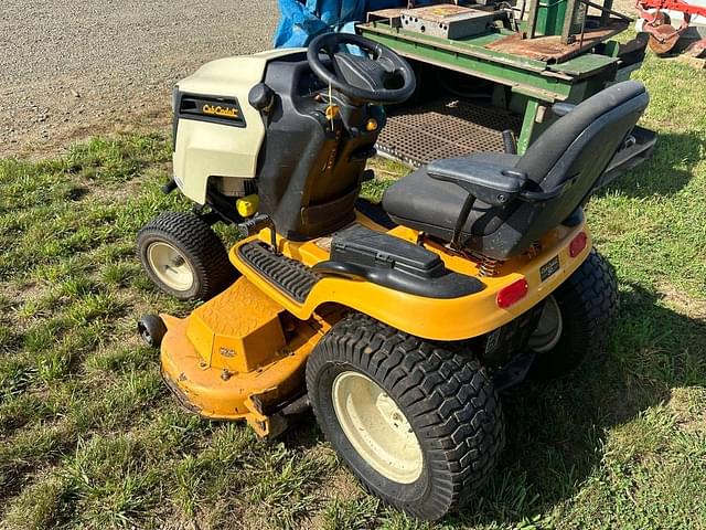 Image of Cub Cadet LGTX1054 equipment image 2