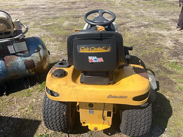 Image of Cub Cadet HDS3186 equipment image 3