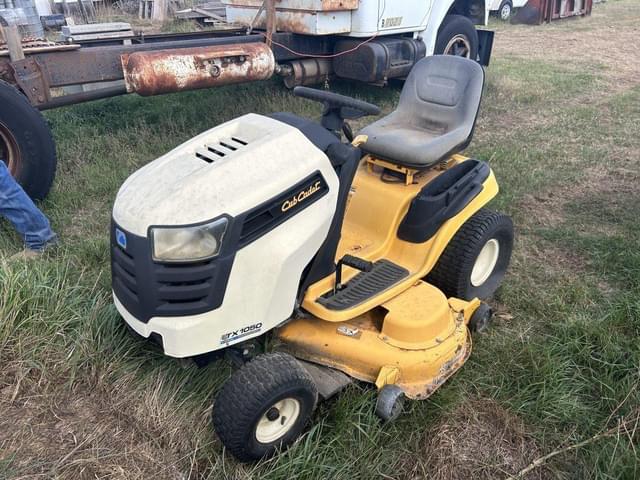 Image of Cub Cadet LTX1050 equipment image 1