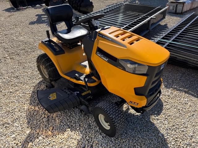 Image of Cub Cadet XT1 equipment image 1