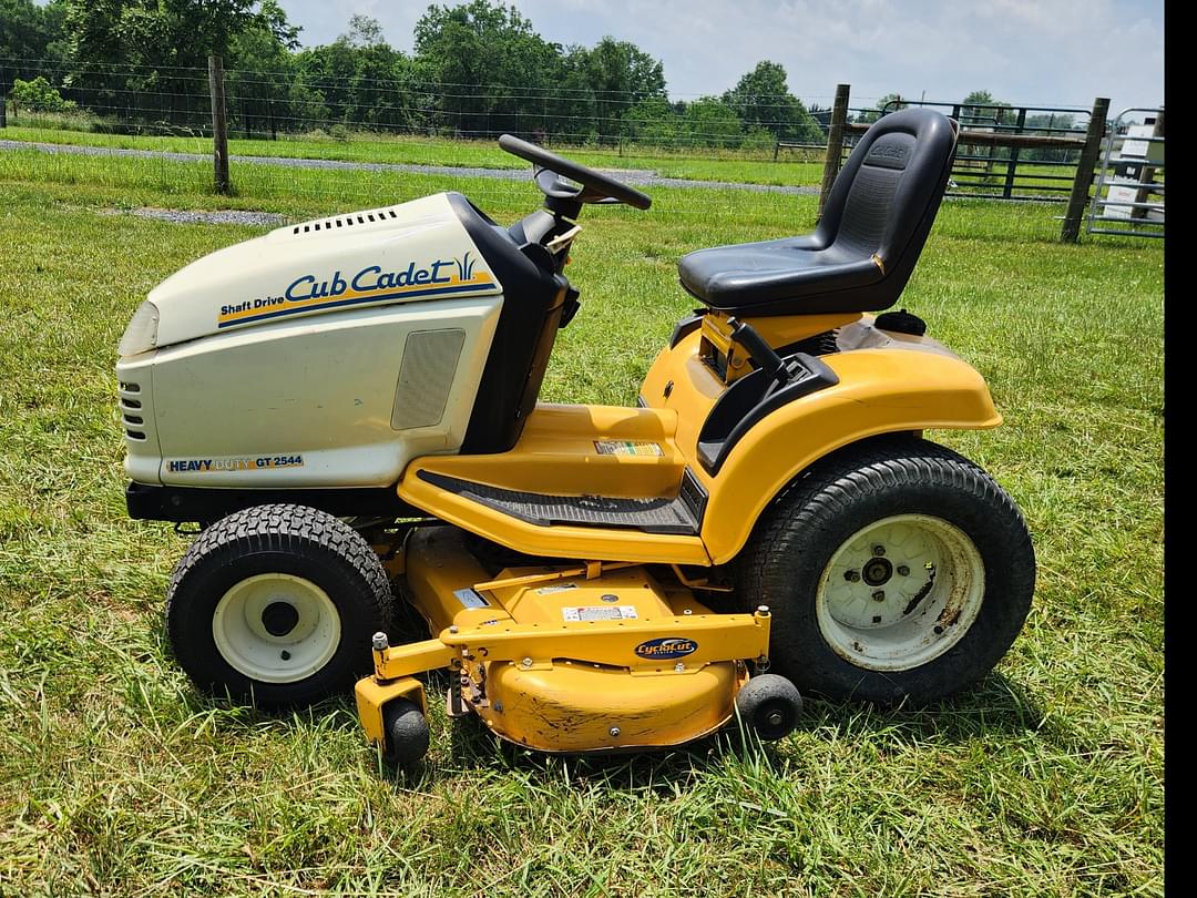 Image of Cub Cadet GT2544 Primary image